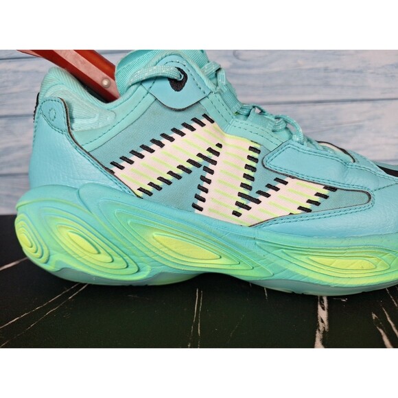 New Balance Fresh Foam BB v2 Cyber Jade Basketball Shoes Size 8.5
